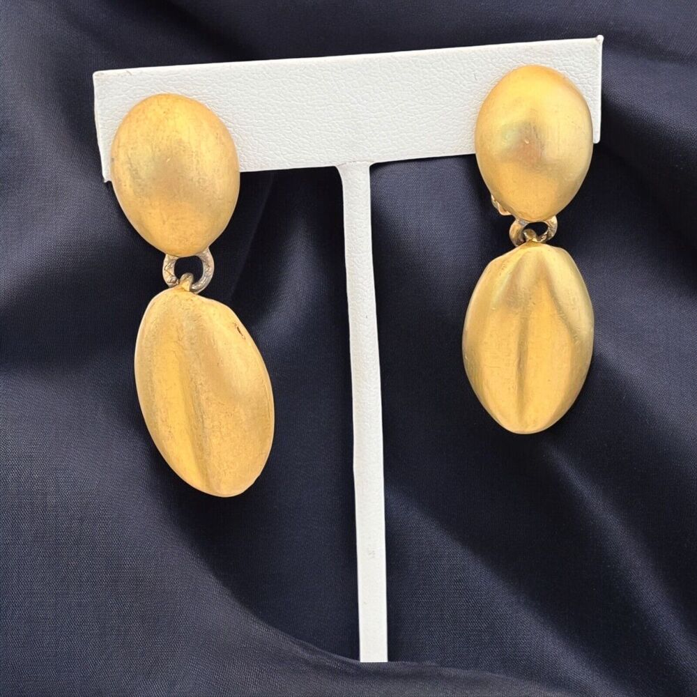 Vintage 1980s Clip Earrings Brushed Gold Tone Oval Drop - 9Q